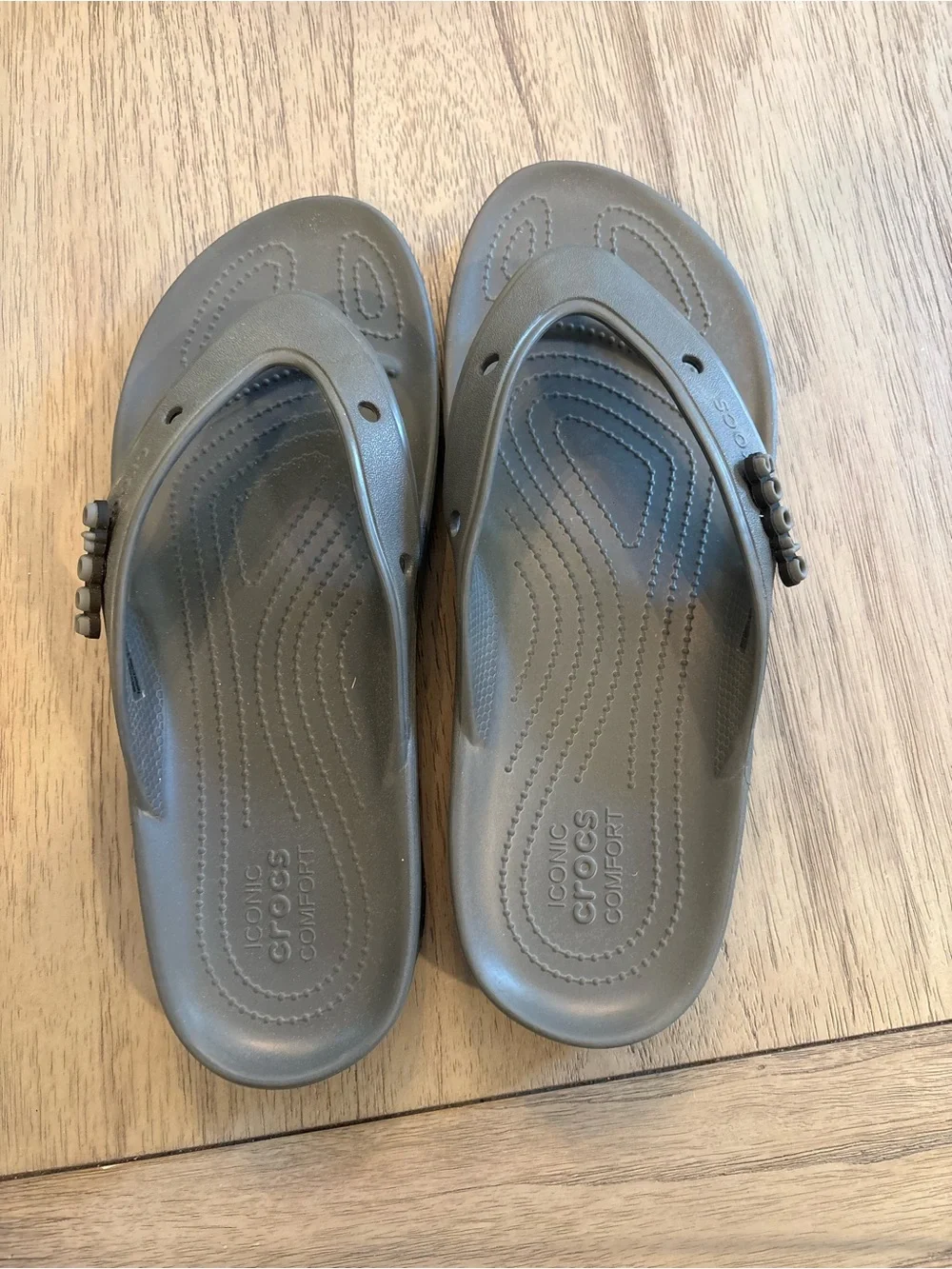 CROCS Olive Green Classic Flip Sandals